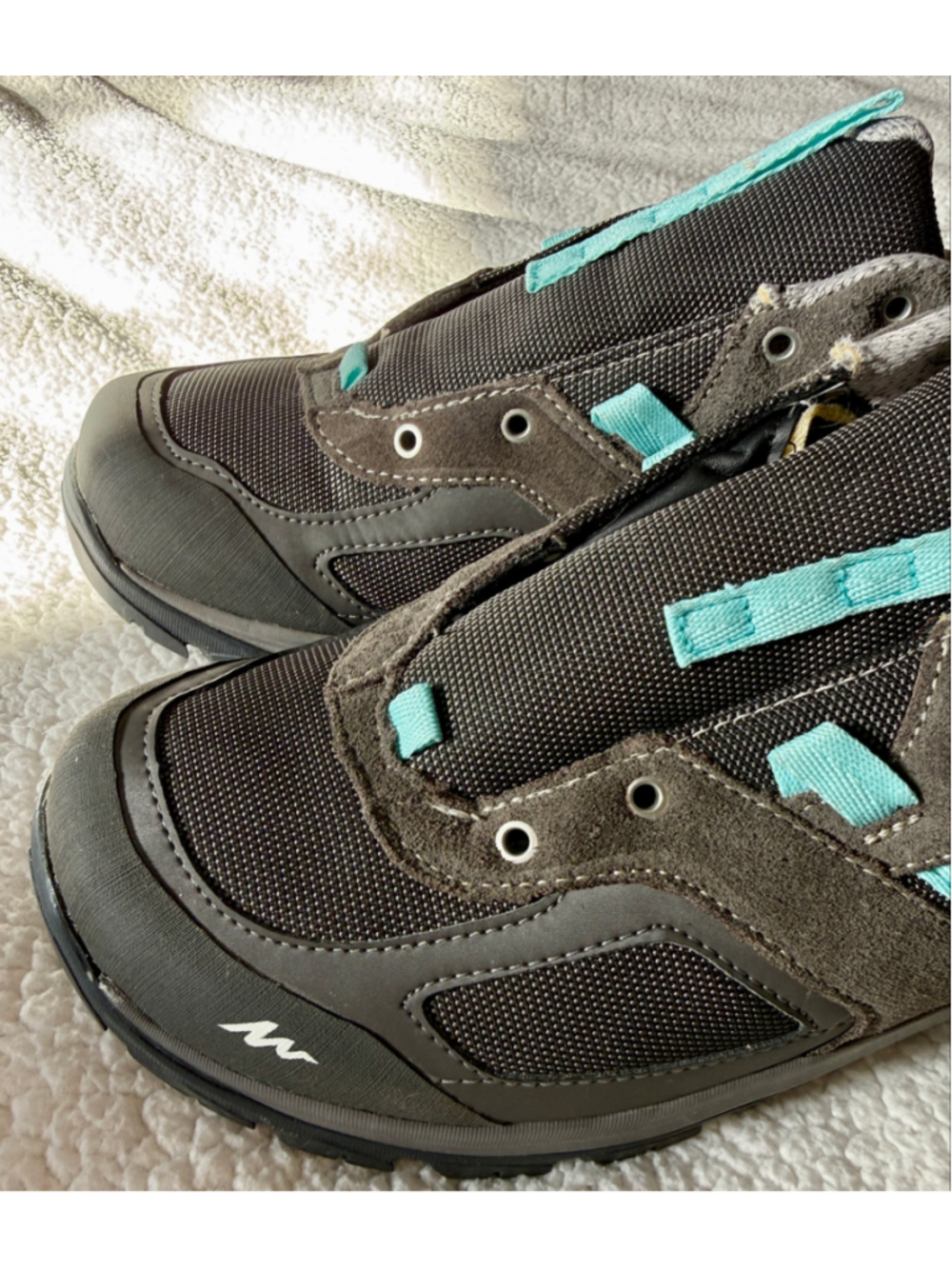 Women's Quechua Waterproof Athletic Shoes Grey Blue Size 8 - Picture 3 of 12